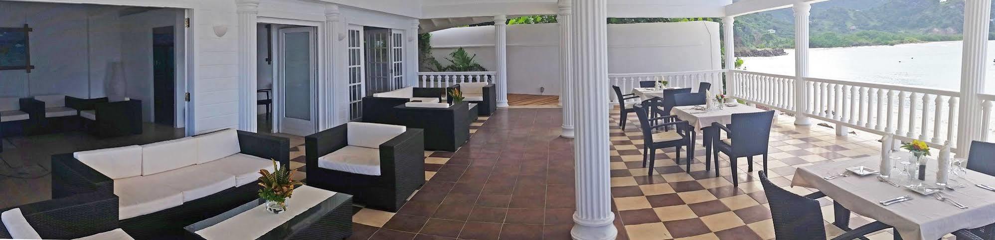 Davids Beach Hotel Clifton 外观 照片