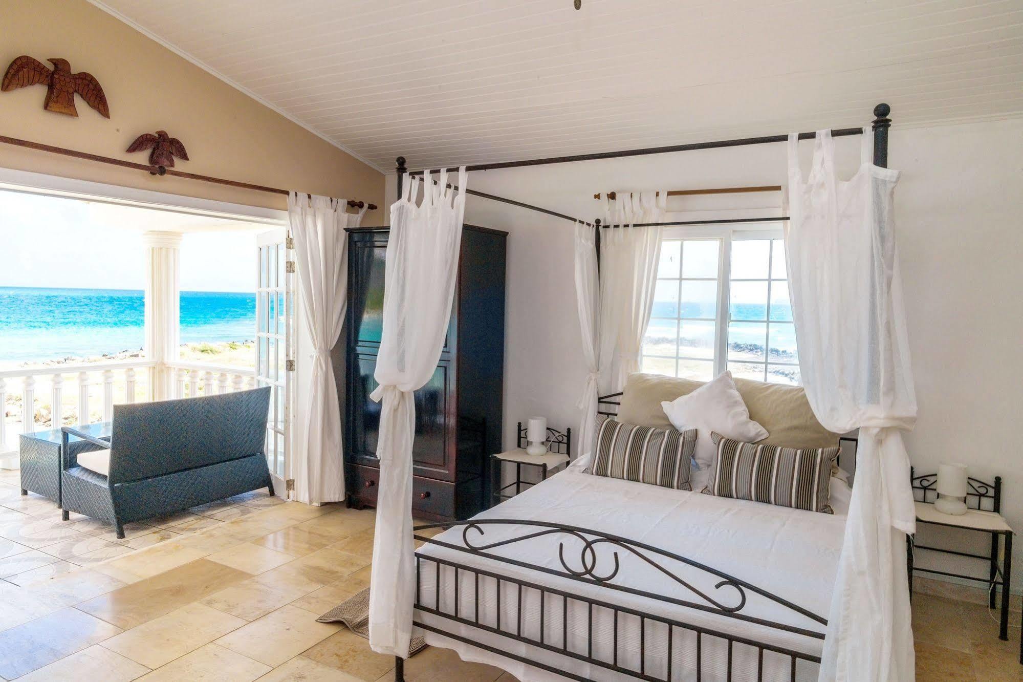 Davids Beach Hotel Clifton 外观 照片